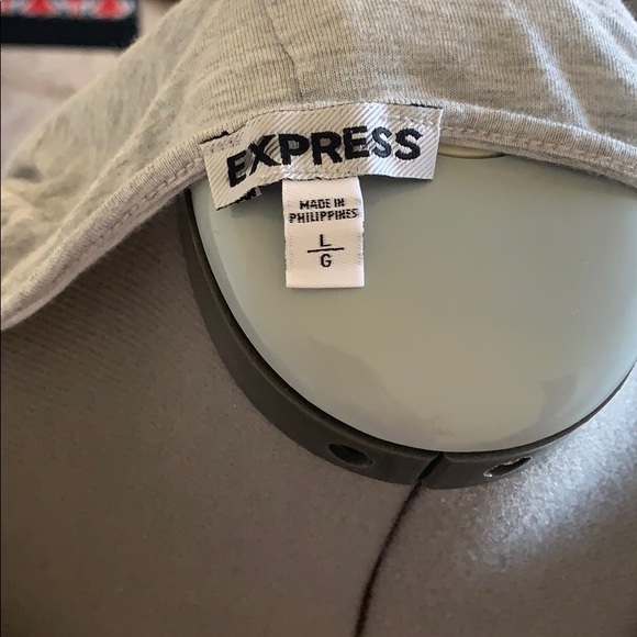 Express gray off the shoulder shirt - Picture 3 of 3